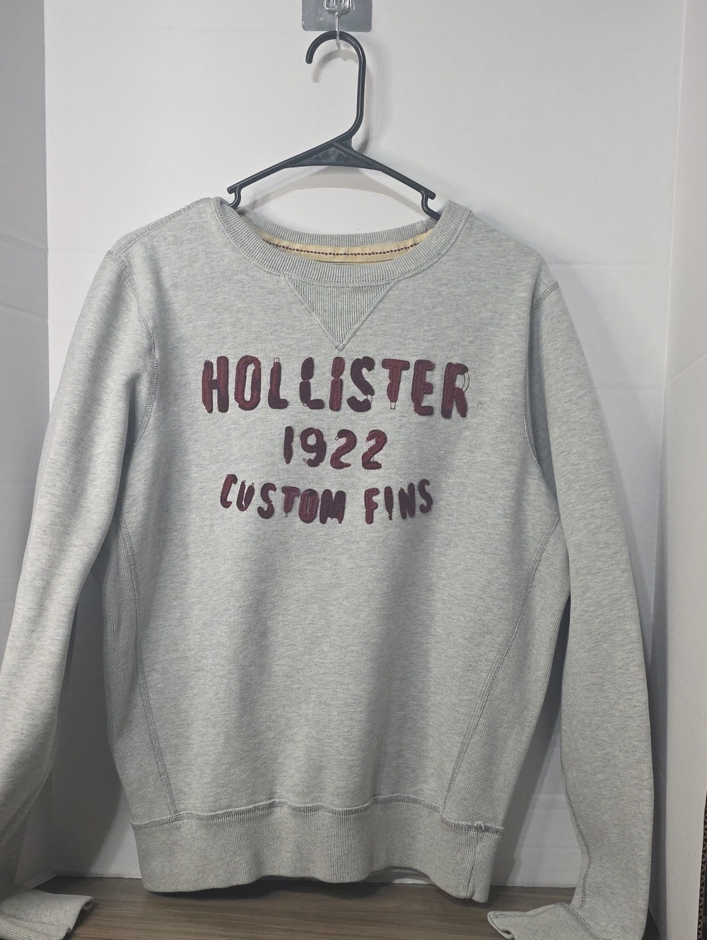 Vintage Hollister Light Gray Crewneck Sweatshirt with Maroon Logo